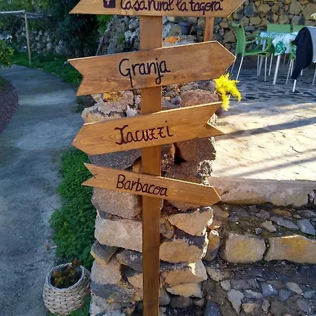 La Tagora Conect With The Nature & Relax בקתה